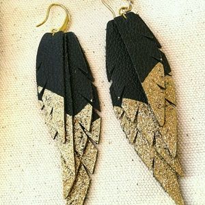 🔥SALE🔥 Leather & Gold Glitter Feather Earrings